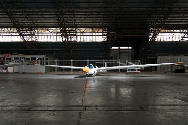 2014 Alexander Schleicher ASK 21 Mi Tandem Seat Glider VH-NQI Lot 11